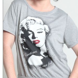 🔥1 left🔥👚 plus size👚 Marilyn Monroe top